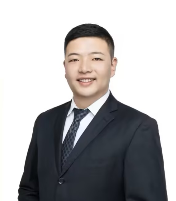 龚元伟
